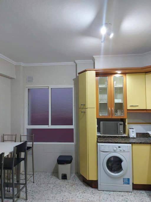 Apartamento Gijon Arena, Con Aparcamiento Exteriör bild